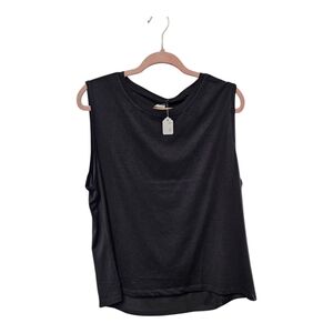 - Black Sleeveless Top